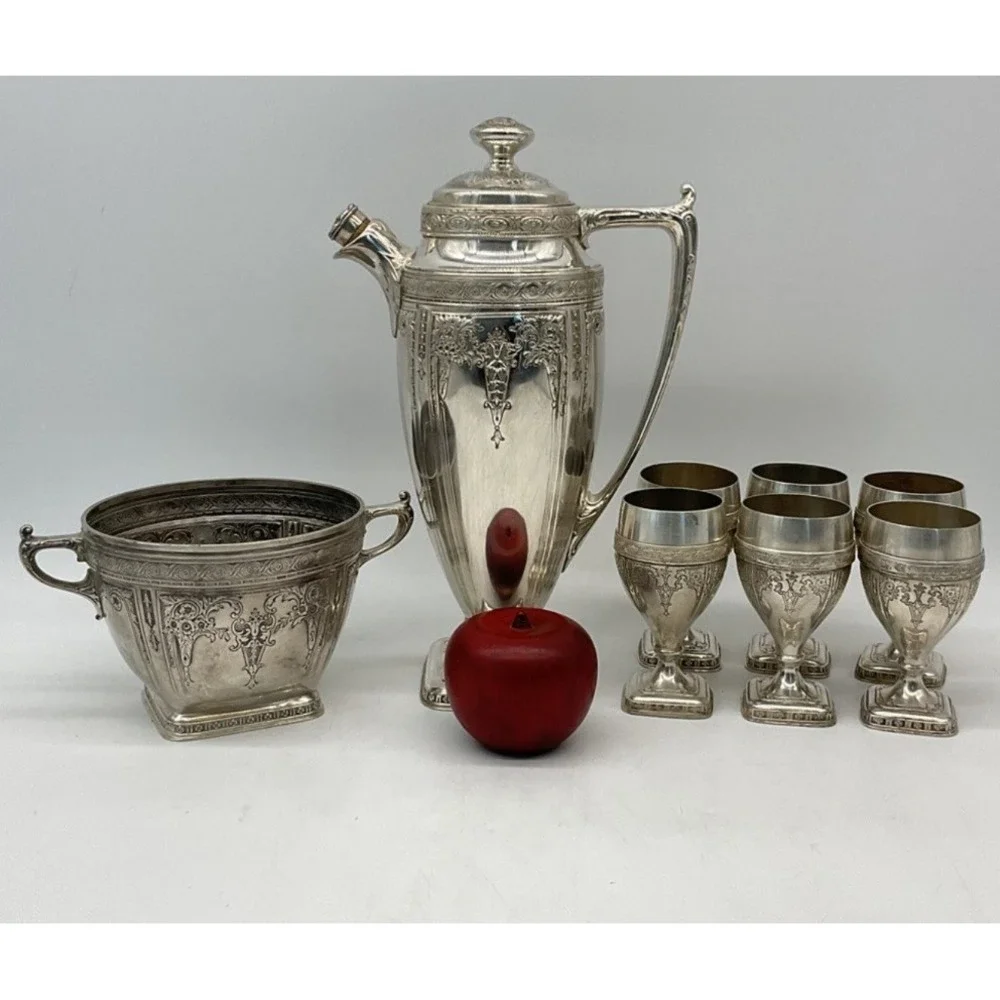 Cocktail Set Derby Silver‎ Co Art Deco Repousse Silverplate 8pc